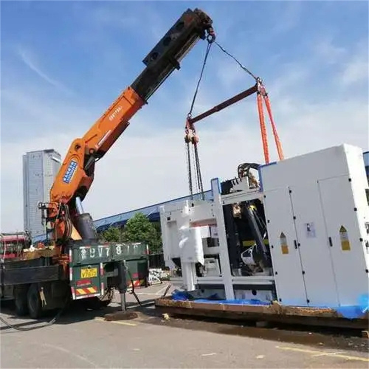 南头镇附近小吊车联系方式|8-16吨|本地及时服务