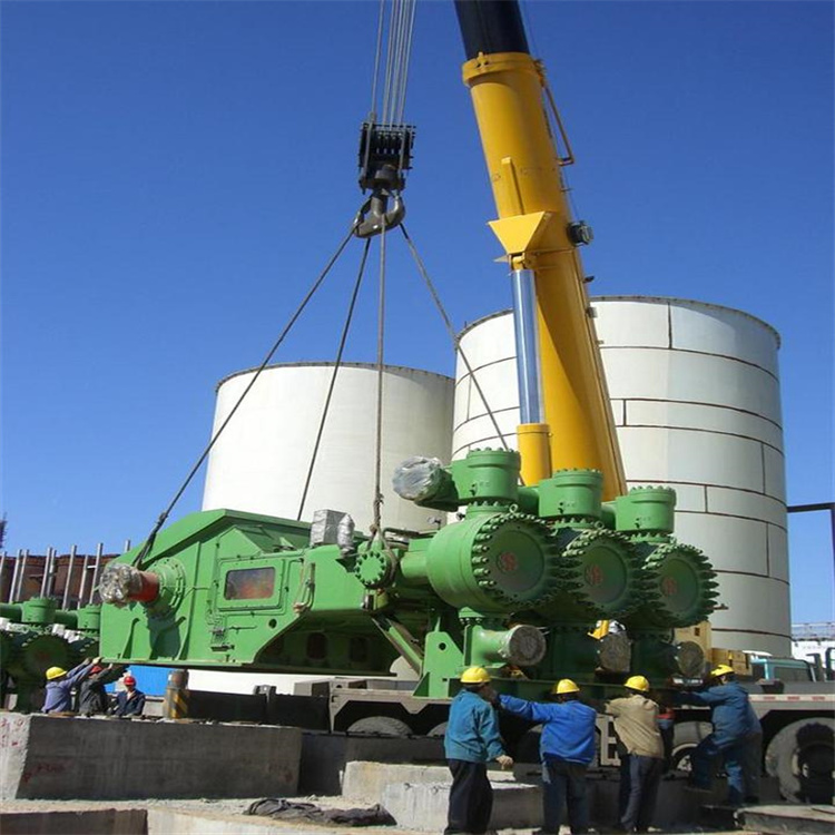 南头镇租赁200吨吊车